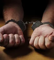 براساس قانون چه رفتارهای مجرمانه ای مجازات نخواهند داشت؟
