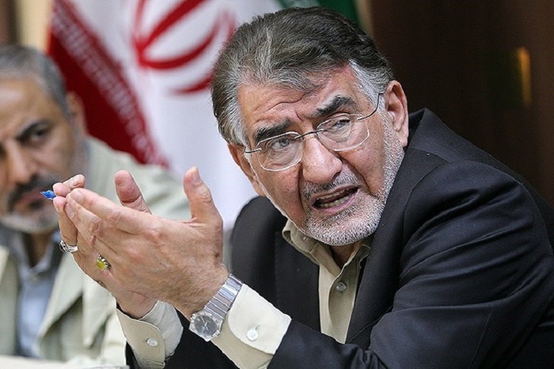 اقتصاد ایران نیازمند تغییر رویکرد است/ الگوی نامتقارن در اقتصاد هم جواب می‌دهد/ چرا در تنگه هرمز موفق شدیم، اما در اقتصاد نه؟