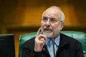 قالیباف خطاب به ترامپ: اگر بجنگید، می‌جنگیم