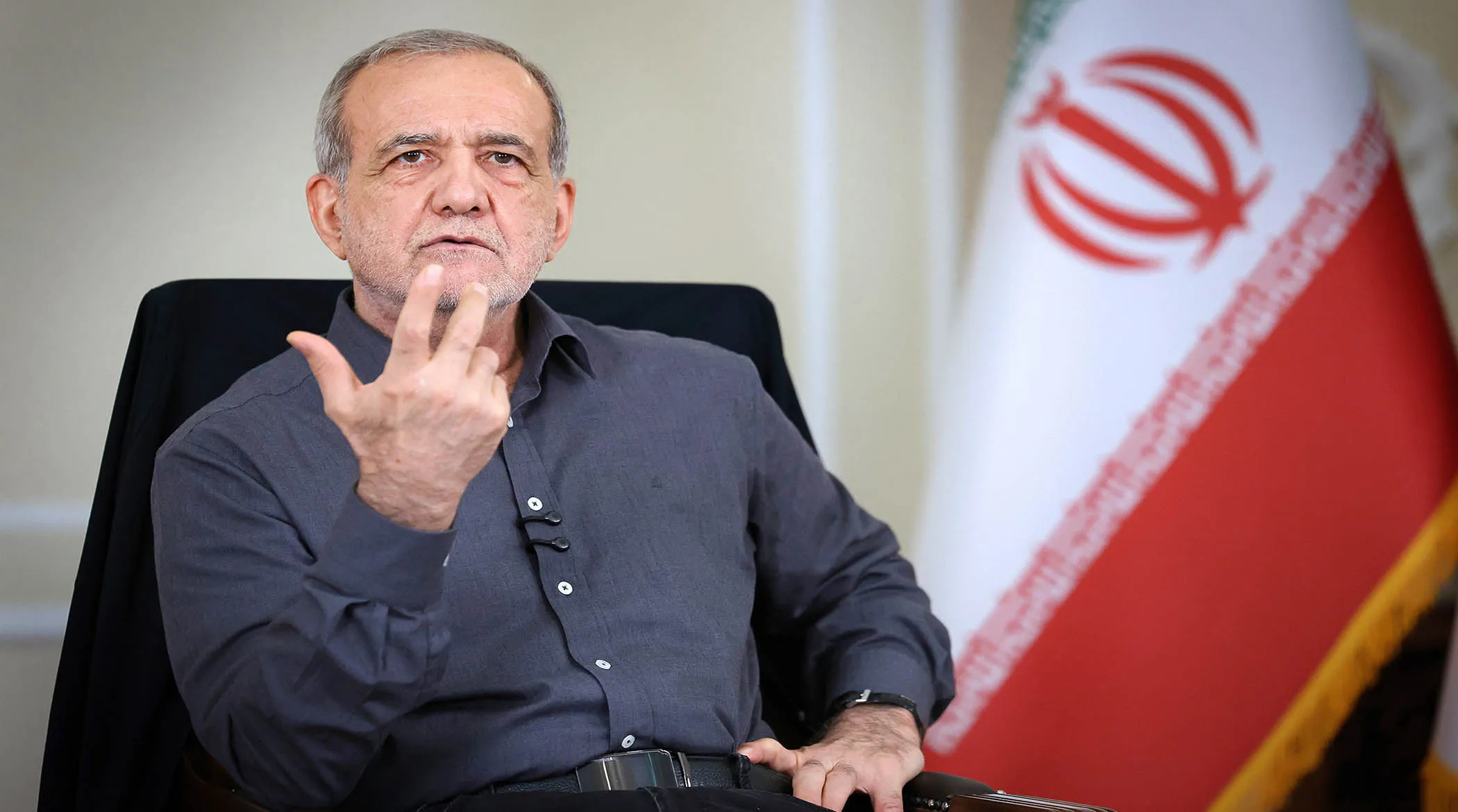 سکوت پزشکیان درباره شعار انتخاباتی مهمش روی آنتن