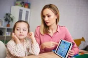 بیش فعالی در کودکان چیست و چه علائمی دارد؟