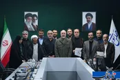 سوگند هیئت‌رئیسه مجلس با حضور ۲۰۱ نماینده