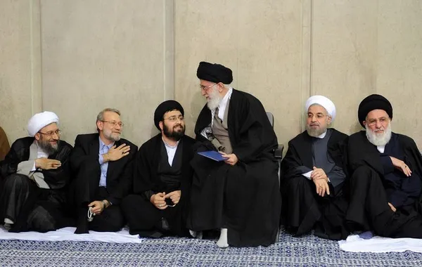 مجلس یادبودی از سوی رهبر معظم انقلاب به مناسبت درگذشت عالم ربانی مرحوم آیت الله مهدوی کنی عصر روز(شنبه ) در حسینیه امام خمینی(ره) برگزار شد./Leader.ir
