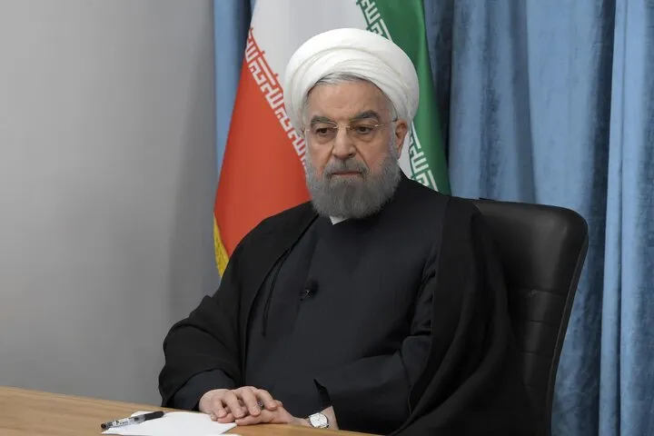 حسن روحانی: رهبر شهید بارها نگذاشتند جنگ شود