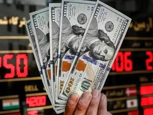 قیمت دلار آزاد امروز شنبه 17 مرداد 1405 چند؟