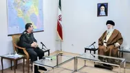 قابی ماندگار از دیدار شهید تنگسیری با رهبر شهید انقلاب
