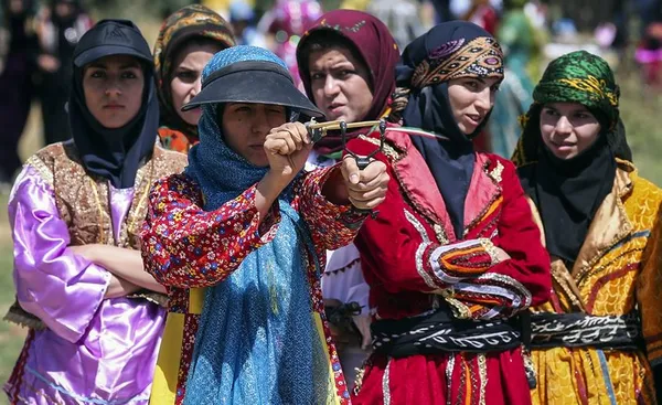 چهارمین جشنواره ملی عشایر به میزبانی اصفهان و هیأت ورزش روستایی و عشایری و بازی&zwnj;های بومی محلی استان در شهرستان چادگان (بخش چنارود چلچشمه) روز یکشنبه برگزار شد./IRNA
