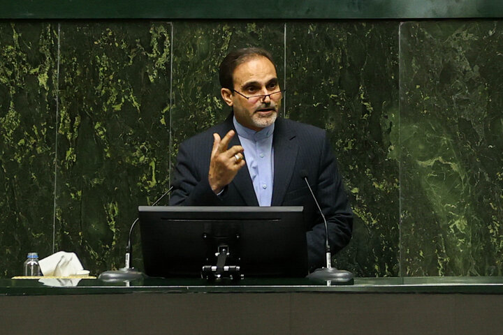 گرانی مسکن ناشی از سوءمدیریت است / مسئولان وزارت راه توجه لازم را ندارند
