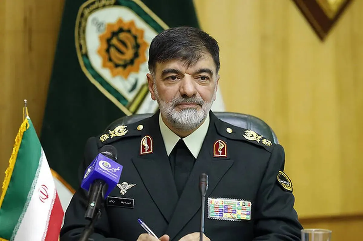 جذب دختران در دبیرستان‌های پلیس/انهدام باند «باج‌نیوز»