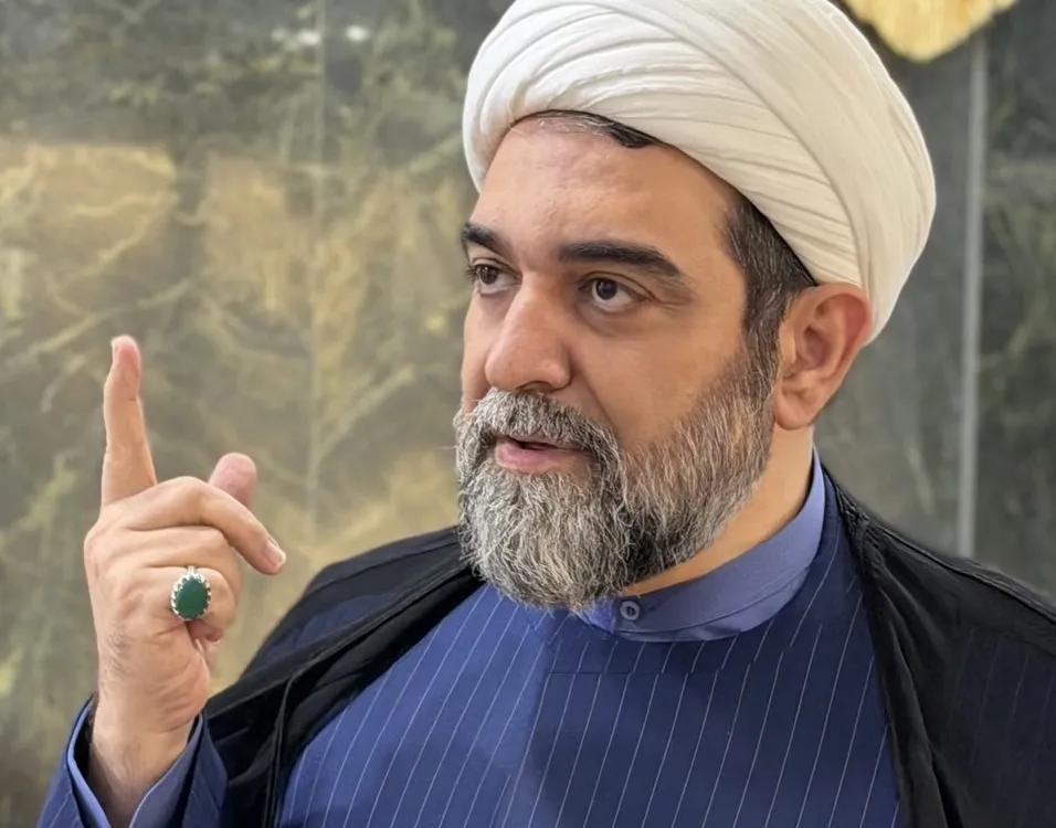 شهاب مرادی: اسراف آب فقط هدر دادن یک لیوان نیست؛ در سیلاب‌ها ممکن است میلیاردها لیوان آبِ قابل‌استحصال از دست برود