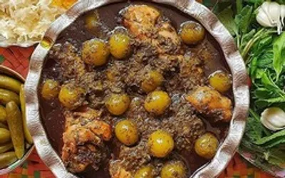 طرز تهیه خورش گوجه سبز