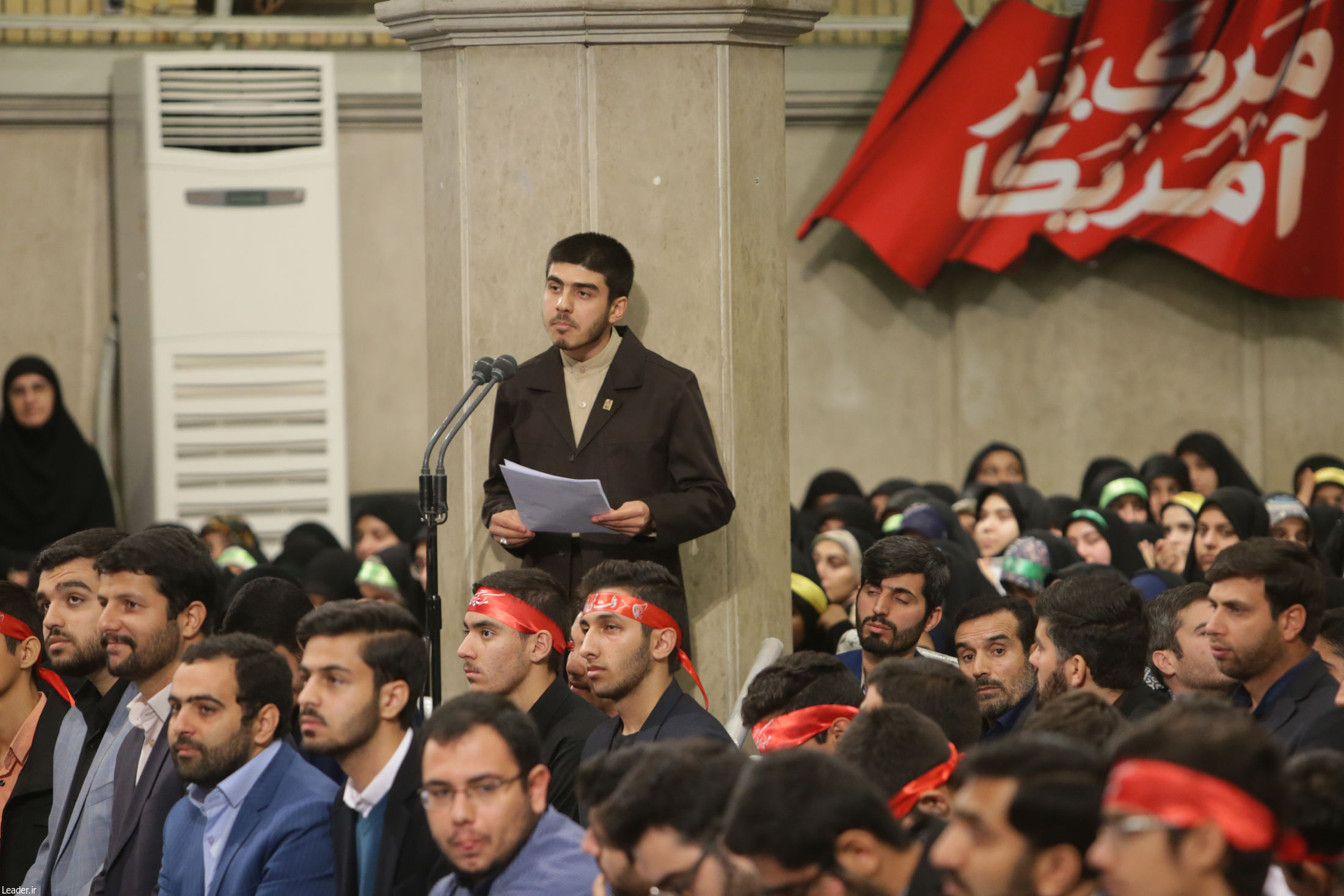 دیدار رهبری با دانش آموزان و دانشجویان