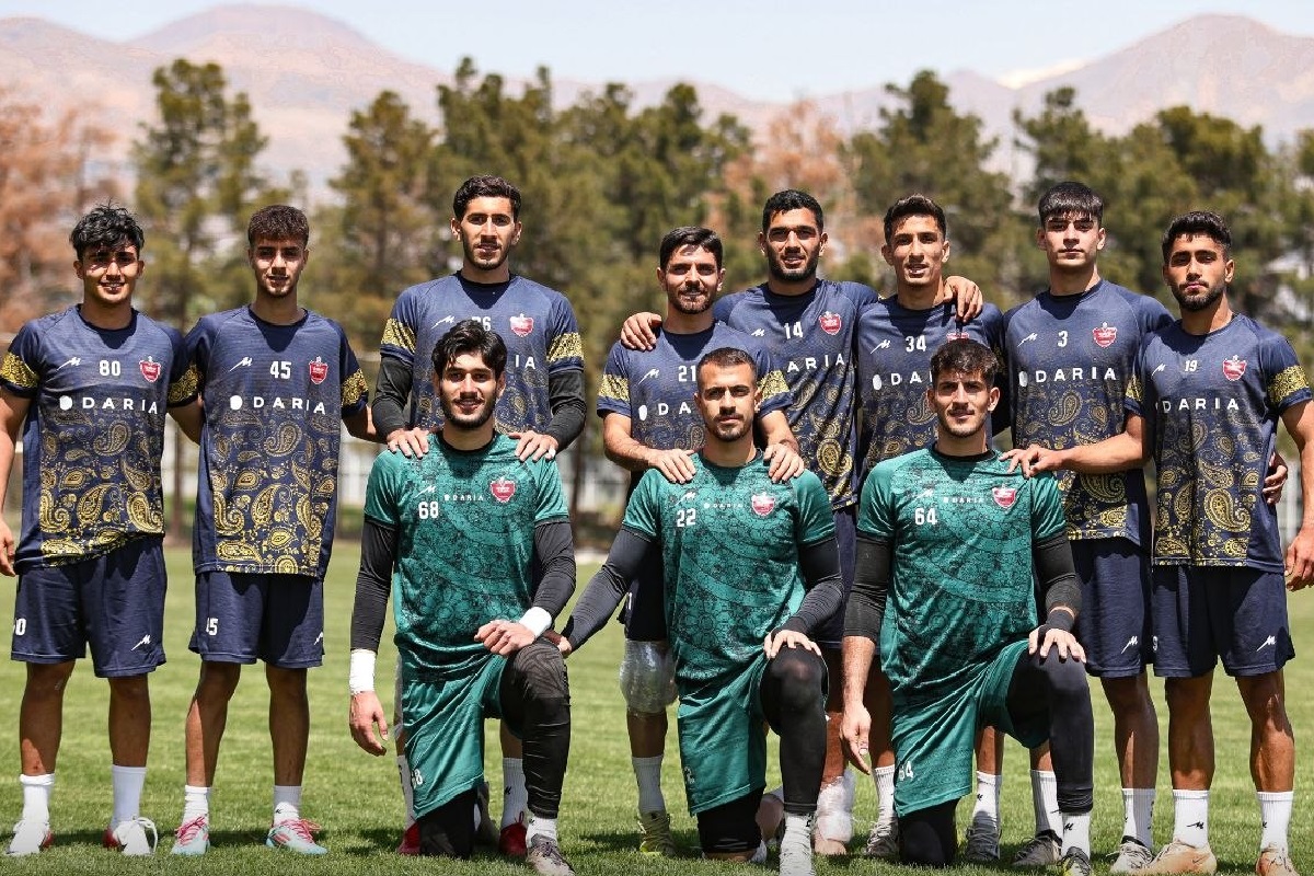 سوزاندن استعدادها در استقلال و پرسپولیس/ مدیران کوتاه قامت علیه آینده فوتبال!