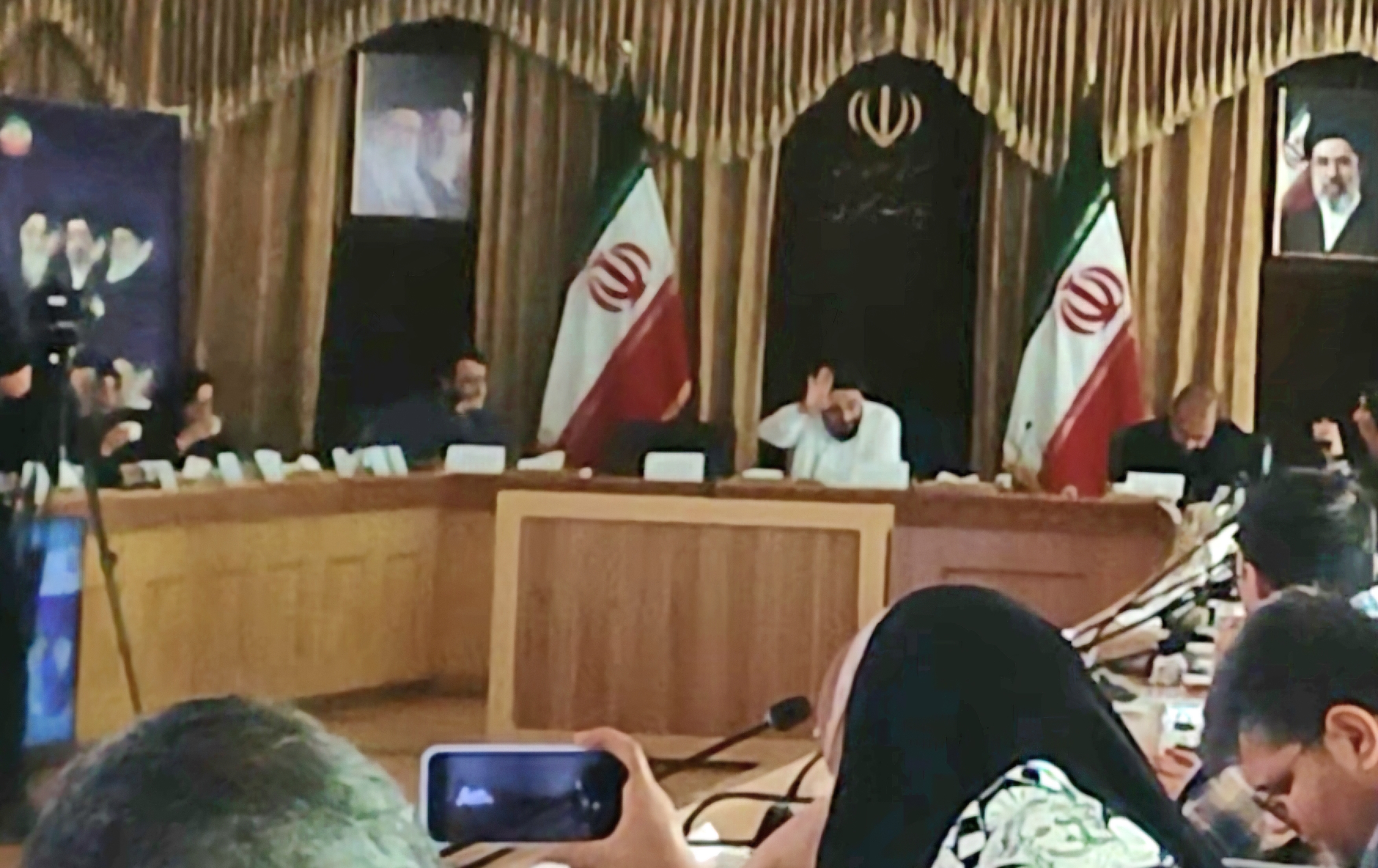 خبری که نشست نهاد ریاست جمهوری را تحت تأثیر قرار داد؛ اعلام جرم علیه انجمن اتیسم خبری که نشست نهاد ریاست جمهوری را تحت تأثیر قرار داد؛ اعلام جرم علیه انجمن اتیسم