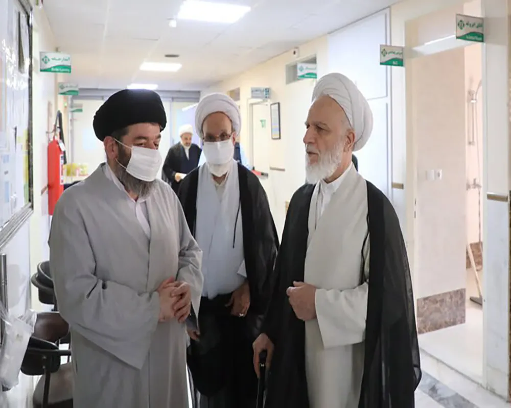 عیادت رئیس دفتر مقام رهبری از آیت‌الله شبیری