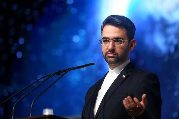انتقاد تند آذری‌جهرمی از نفوذ تراستی‌ها در فروش نفت