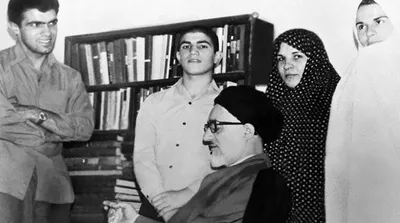 چرا آیت الله طالقانی دو همسر داشت؟
