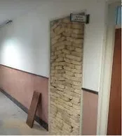 مسدود کردن درِ اتاق مدیر گروه دانشگاه هنر با آجر