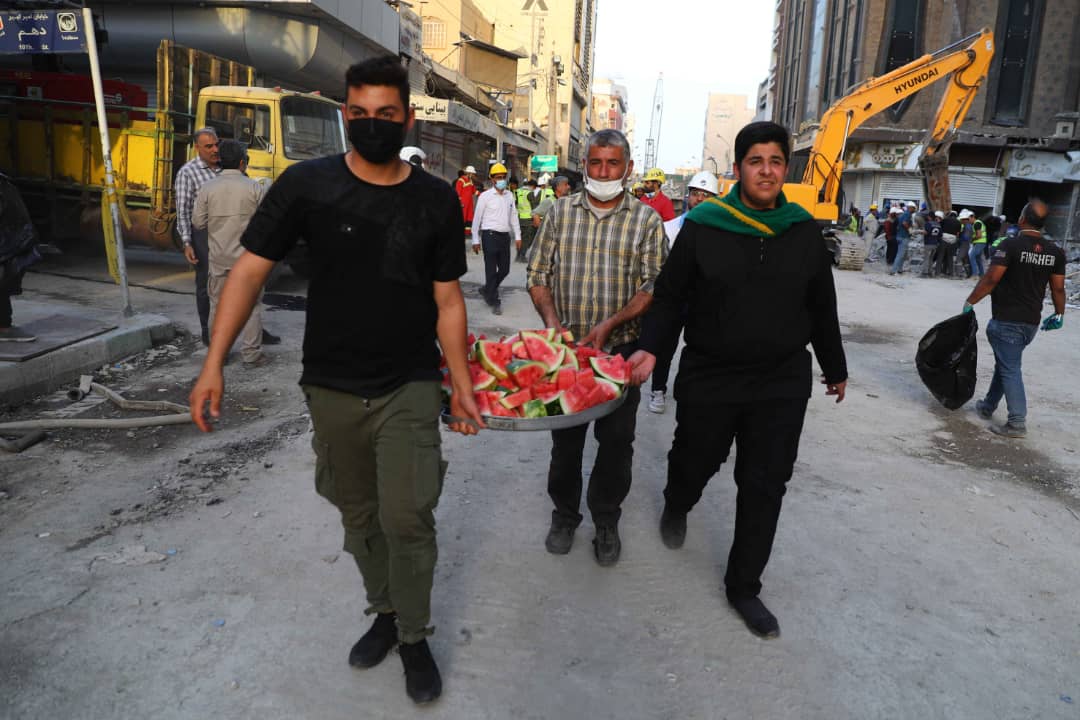 تابناک.