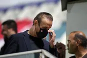 فیلم حمله هواداران تراکتور به گل‌محمدی و پرسپولیسی‌ها