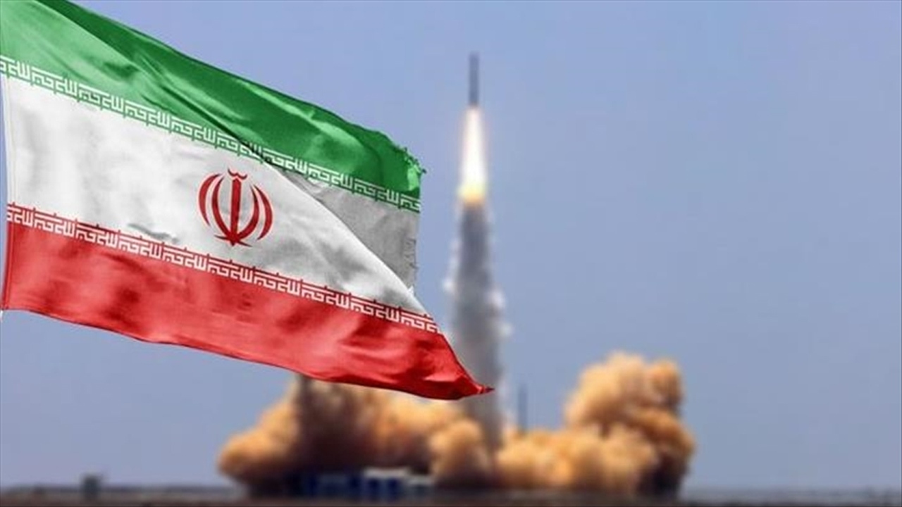 آمریکا هزینه محاسبه غلط درباره ایران را فهمید / تنگه هرمز تحت حاکمیت ایران است