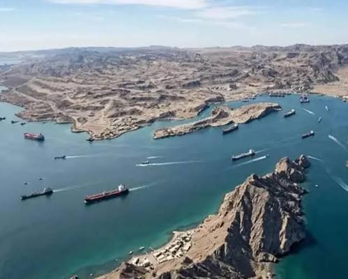 تفاهم ایران و عمان به معنای بازگشایی تنگه هرمز نیست / تا پایان محاصره آمریکا بازگشایی صورت نمی‌گیرد
