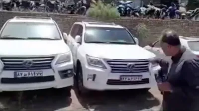 دو خودروی لکسوس ‌ال‌ایکس 570 با یک پلاک!