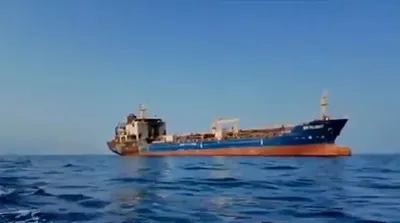 تصاویر نفتکش که سپاه در اطراف عمان زد