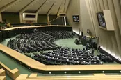 تردد ناوگان کشور‌های متخاصم از تنگه هرمز ممنوع می‌شود