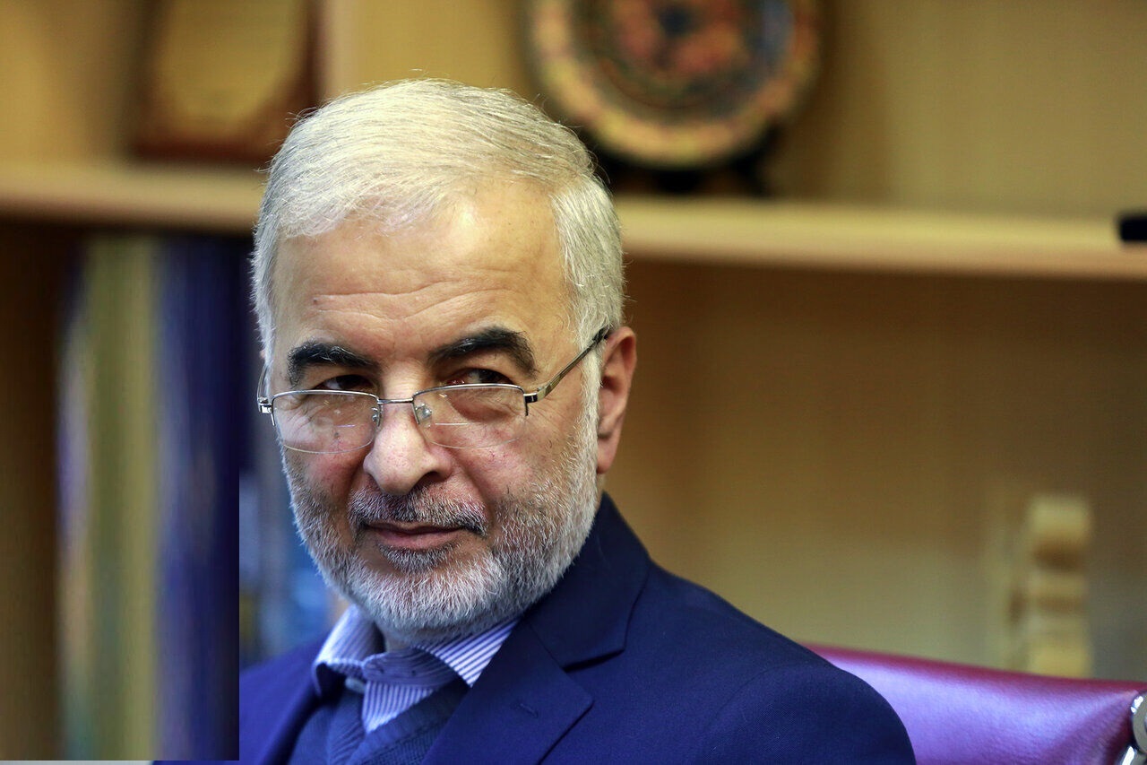وزیر کشور عازم قطر شد وزیر کشور عازم قطر شد