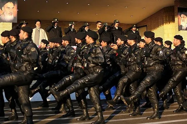 مراسم صبحگاه مشترک فرماندهی انتظامی تهران صبح چهار&zwnj;شنبه با حضور سردار اسماعیل احمدی مقدم، فرمانده نیروی انتظامی برگزار شد./FNA
