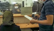  بازداشت مدیر بانک بخاطر ارائه خدمات به خانم بی‌‌حجاب