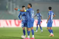 جنجال‌های بی پایان رامین رضاییان در استقلال؛ از اخراج توسط ساپینتو تا تکذیب!