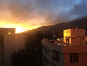 آسمان ابری تهران -نياوران