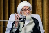 آیت‌الله نوری همدانی به یاری مردم درآمد