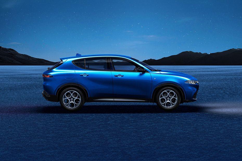 آلفا رومئو توناله؛ شاسیبلندی که ثابت کرد هنوز هم میتوان عاشق رانندگی شد آلفا رومئو توناله؛ شاسیبلندی که ثابت کرد هنوز هم میتوان عاشق رانندگی شد