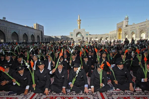 آیین گلباران حرم امام رضا (ع) /ISNA
