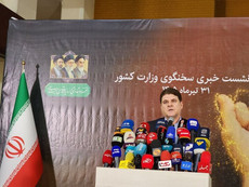 زینی‌وند: با توهین‌های سازماندهی شده برخورد شود/ همه در کنار استانهای درگیر جنگ هستیم