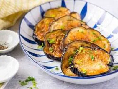 تکنیک سرخ کردن بادمجان با روغن کم