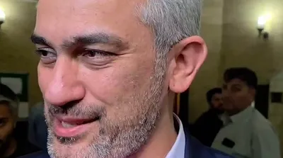 استفاده از تاکتیک همتی برای همتی توسط آقای وزیر!