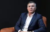 آیا تاج و پرسپولیس و جنگ آبی و قرمز کار انگلیس بود؟