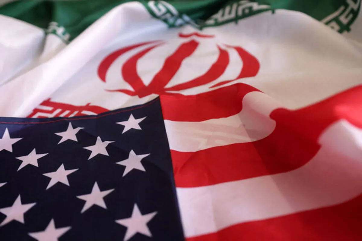 ادعای تداوم مذاکرات بر سر بازگشایی تنگه هرمز
