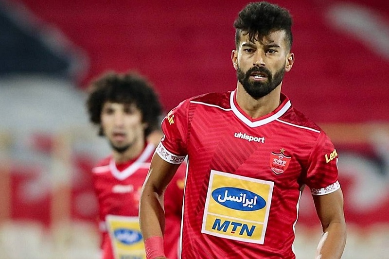 چرا بازگشت رامین رضاییان به پرسپولیس نهایی نشد؛ بن‌بست احساسی و ترافیک در سمت راست