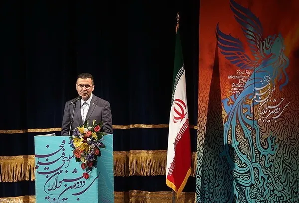 حجت الله ایوبی معاون وزیر و رئیس سازمان سینمایی 
