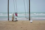 عکس: نبض زندگی در  سواحل تنگه هرمز