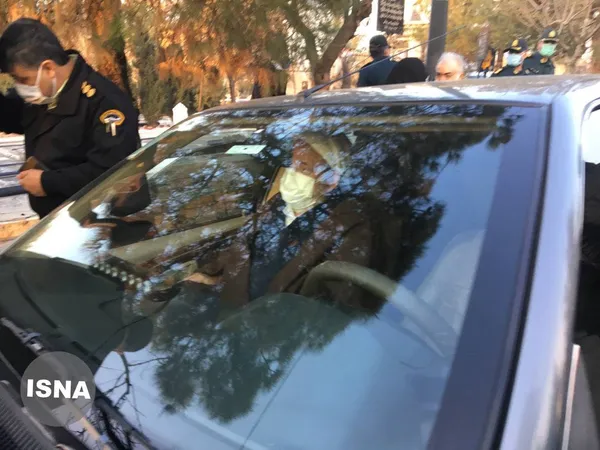 شیخ حسین انصاریان در مراسم بدرقه برادرزاده&zwnj;اش، مرحوم علی انصاریان