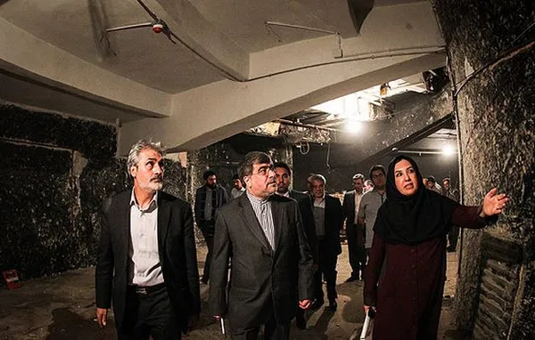 صبح&zwnj; یکشنبه، علی جنتی، وزیر فرهنگ و ارشاد اسلامی، از بخش&zwnj;های گوناگون مجموعه تئاتر شهر تهران بازدید کرد./MNA
