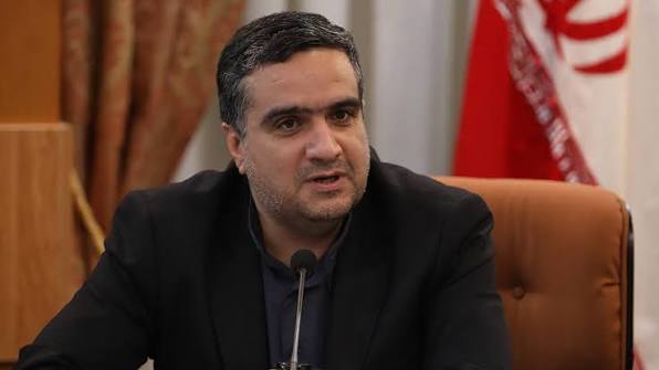 حذف ارز دارو یعنی «سال کشتار بیماران» / «روی بنر بنویسید؛ برای وزیر اقتصاد و خانواده‌اش دارو نداریم»