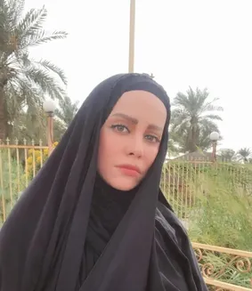 شراره رخام با چادر و پوشش زیبای عربی