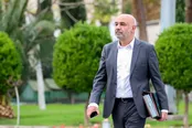 اموال بازنشستگان قربانی سوءمدیریت میدری می‌شود / انتقاد از تعدیل نیرو، ابهام در انتصابات و واگذاری‌ها